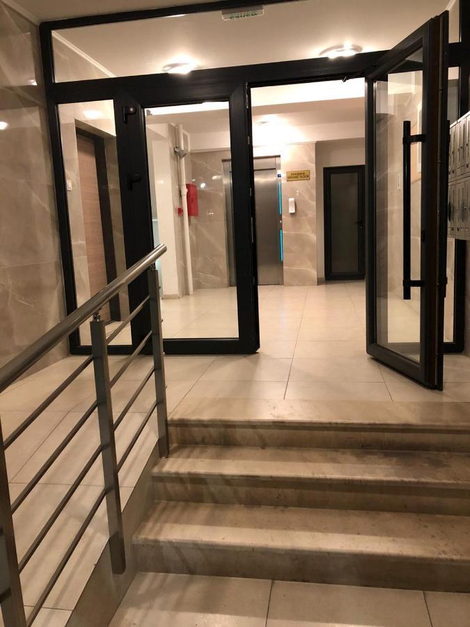 Wonderful Studio Apartment In Skopje Center Екстер'єр фото