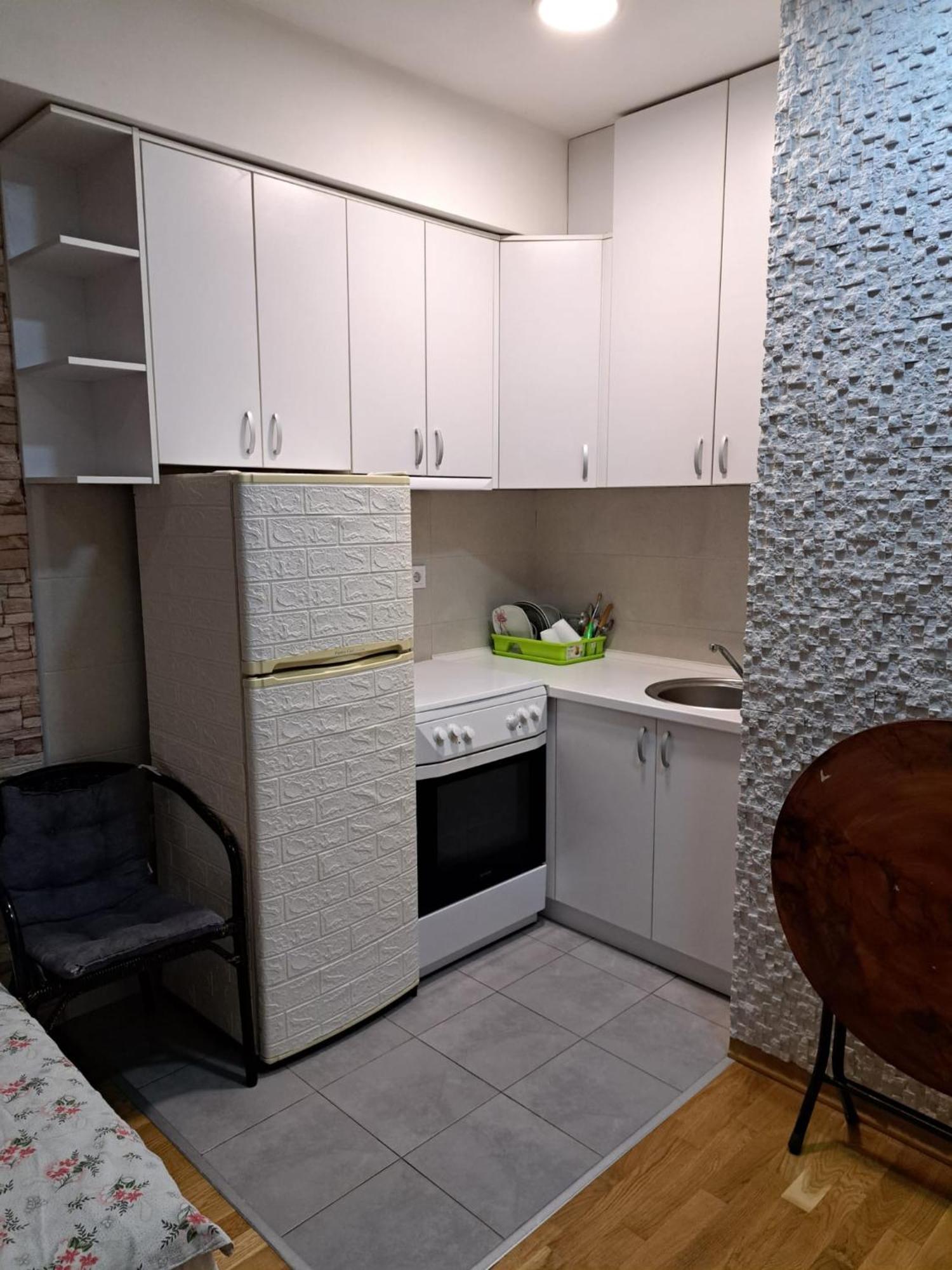 Wonderful Studio Apartment In Skopje Center Екстер'єр фото
