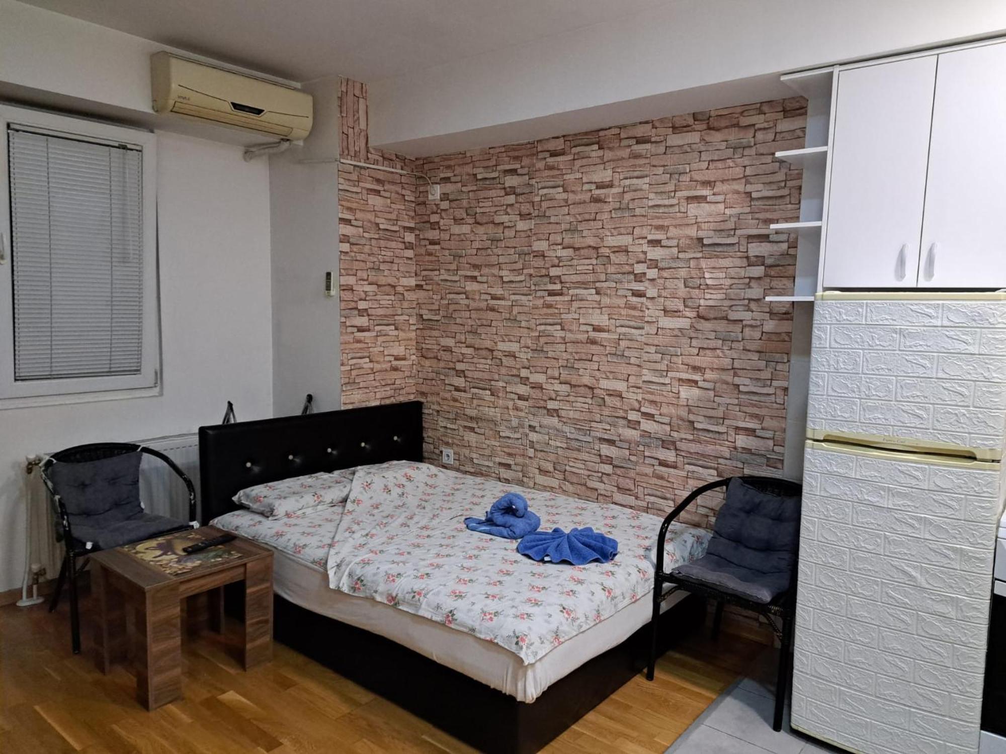 Wonderful Studio Apartment In Skopje Center Екстер'єр фото